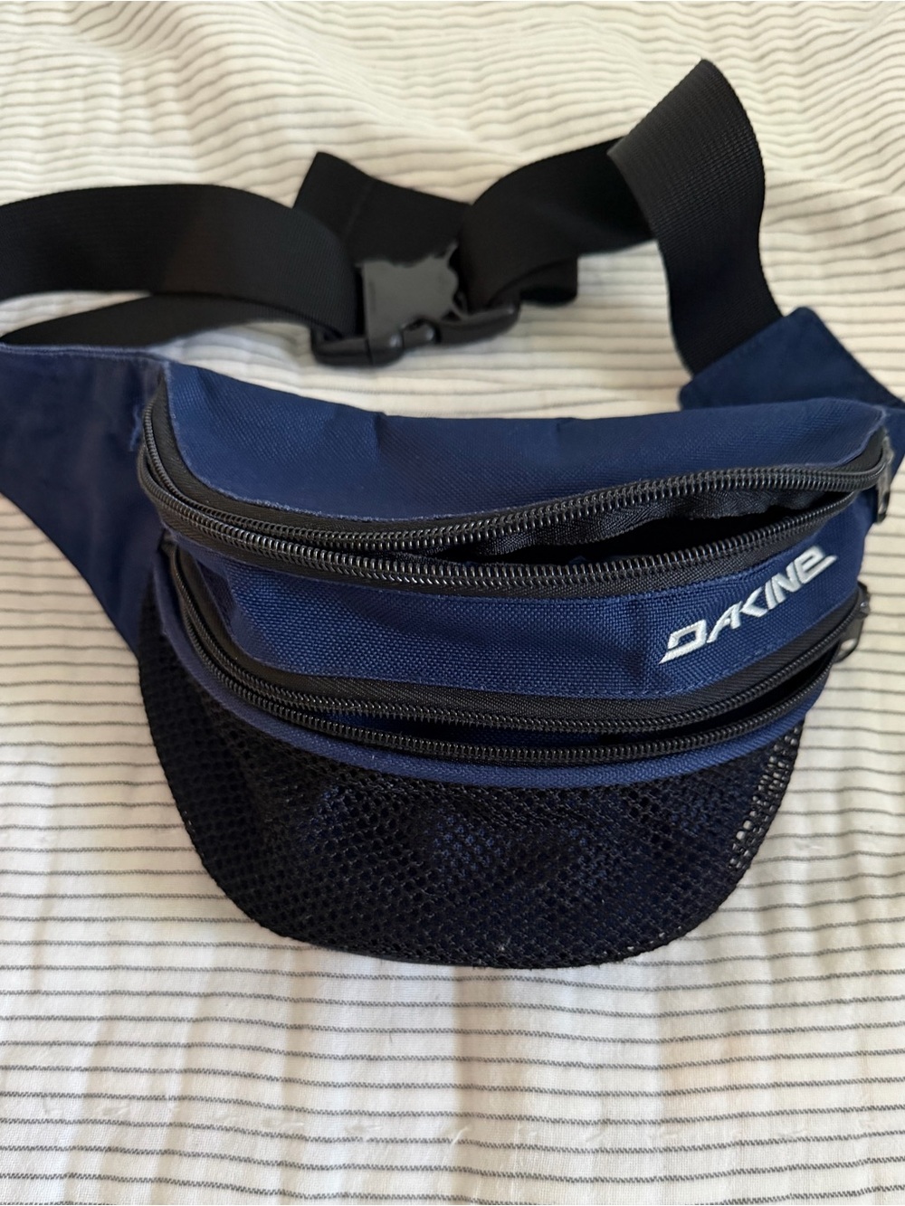 Dakine Navy Blue Belt Bag with Black Mesh Pocket